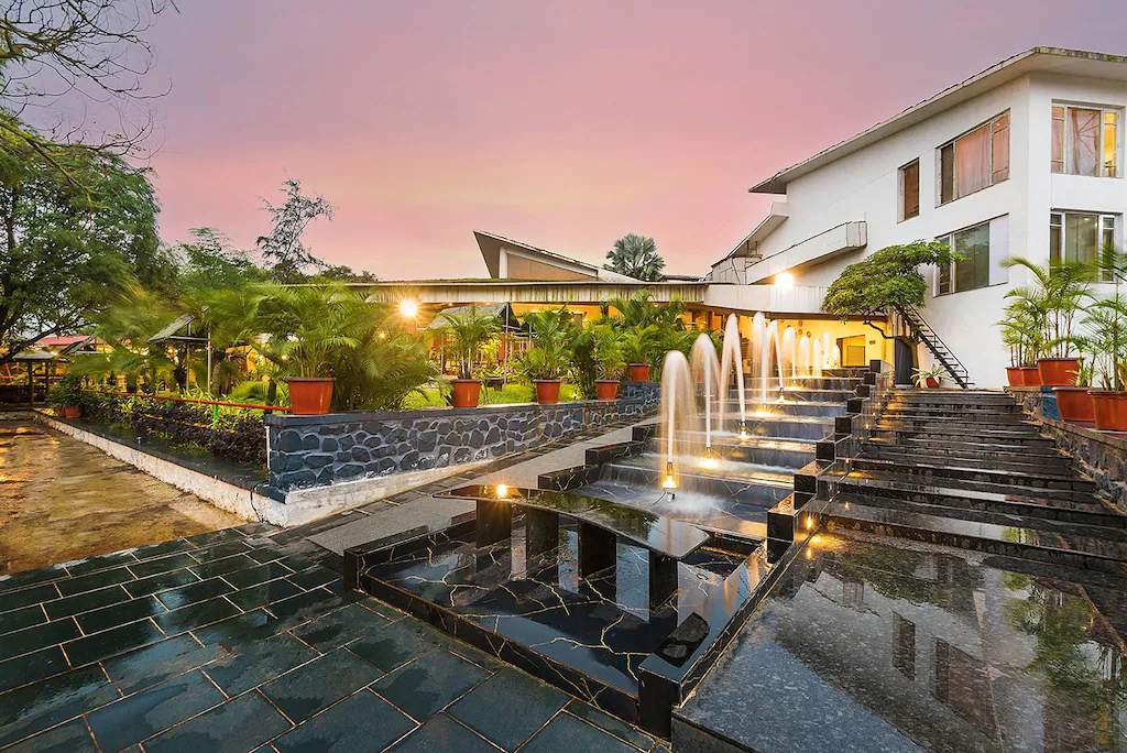 Best Luxury Resorts in Igatpuri